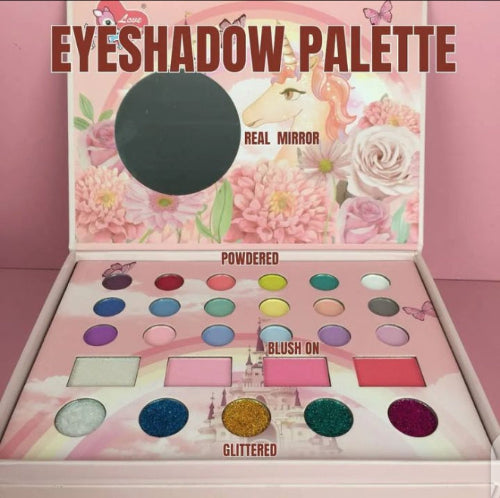 Pretend play makeup kit for girls in Pakistan