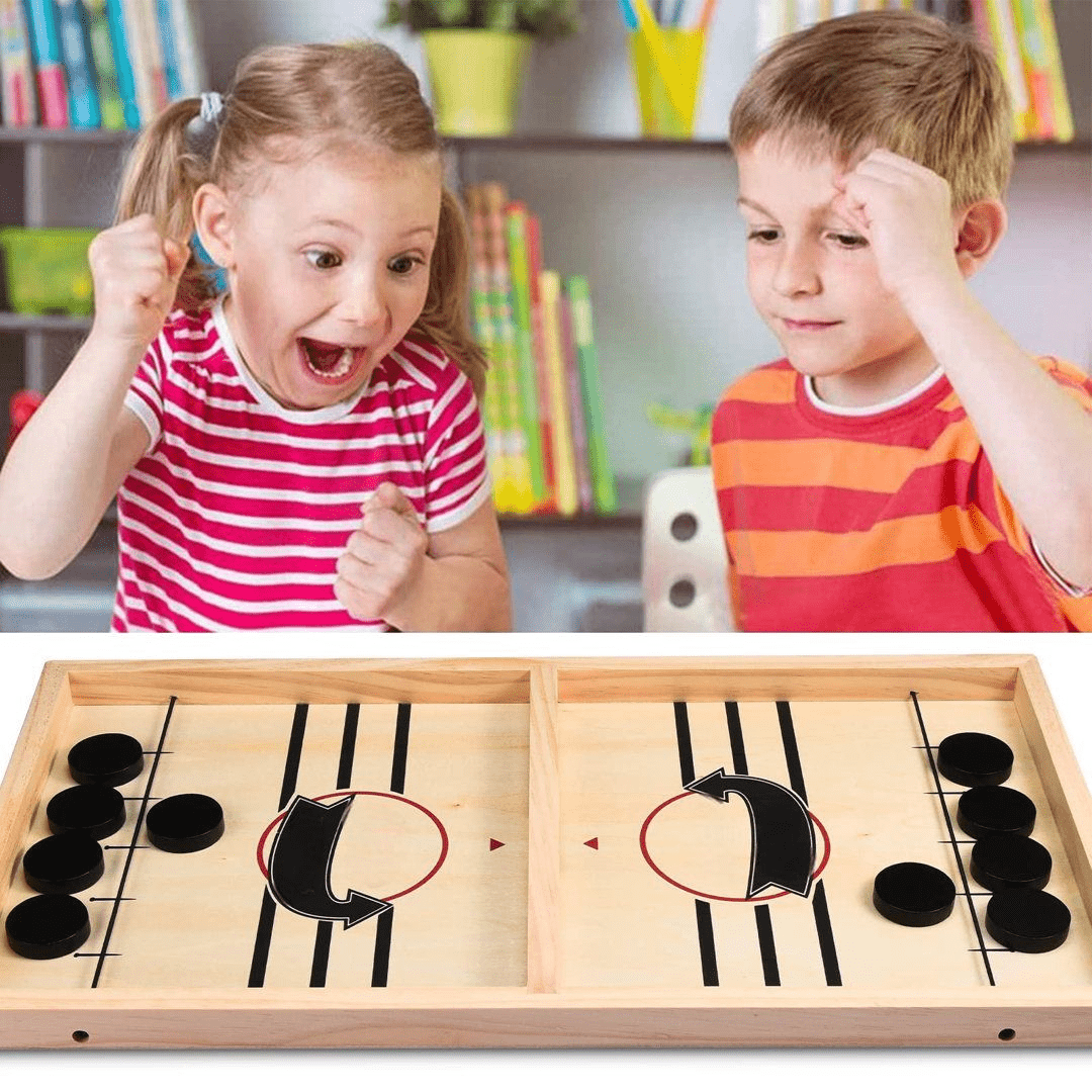 kids play Pucket board game in pakistan